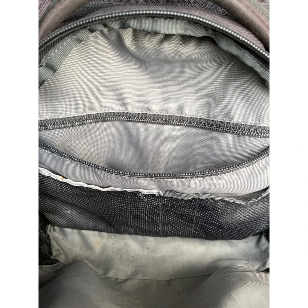 The North Face Jester Backpack Black Daypack NF0A3VXF Hiking School Bag